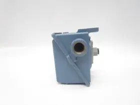 QC1009646-J403-451 INDUSTRIAL MRO United Electric Unmp #2