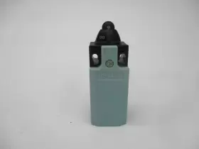 QC5008553-3SE5232-0HD03 INDUSTRIAL MRO Siemens Nsmp #2