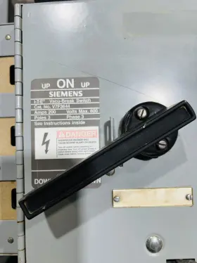 V7F3644 ITE SIEMENS Vacu Switch Fuses #2