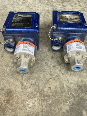 132P48C3 ITT Neo Dyn Pressure Switch #2