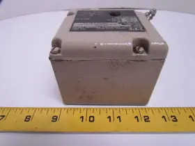 200P12Z3EL ITT Pressure Switch #2