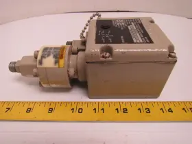 200P12Z3EL ITT Pressure Switch