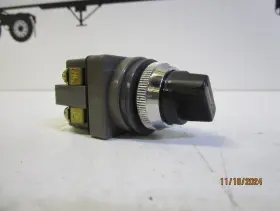 41-10569 IZUMI Selector Switch #3