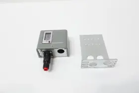 P70AA-119C JOHNSON CONTROLS Pressure Control Switch
