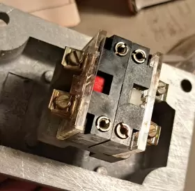 XCS-0K3C4 KILLARK Cover Device #3