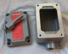 XNS-8C KILLARK Snap Switch Cover Box