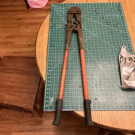 63336 KLEIN TOOLS Bolt Cutter Steel Handles
