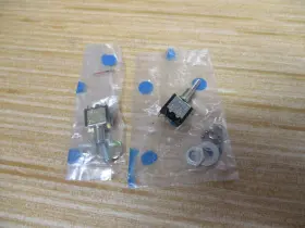 MST106E KNITTER Toggle Switch Pack