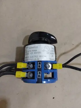 HUHAADS25 KRAUS NAIMER Disconnect Switch Pole