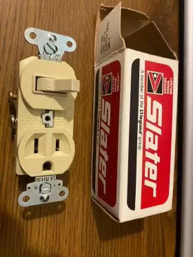 691-IV LEGRAND Slater Single Pole Toggle Switch Outlet Nos