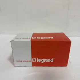785007195286 LEGRAND Pole Switch Chem Res Box