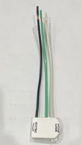 078477427248 LEVITON Mstwl Sda Lev Lok Right Angle Wiring