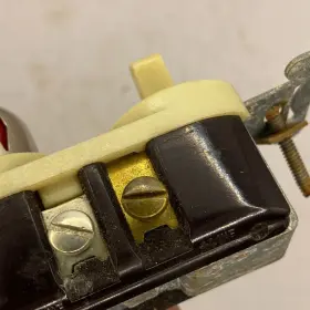 5223-I LEVITON Silent Single Pole Switch Pilot Lamp Bulb #3