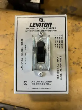 N1302 LEVITON Manual Motor Starter Switch Single Throw