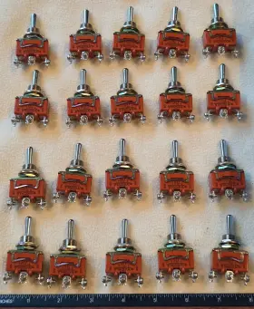 T115E-S MATSUSHITA Twenty Ac Toggle Switches