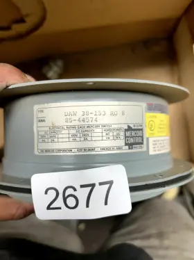 DAW-38-153-8 MERCOID Control Temperature Switch
