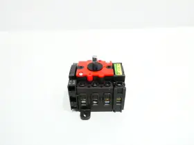 ML1-032 MERZ Disconnect Switch