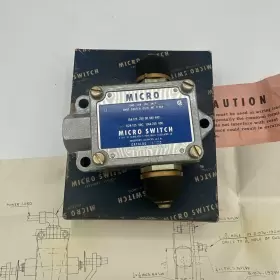 BAF1-3CNX1 MICRO SWITCH Limit Top Bott Plunger Und Lab #2