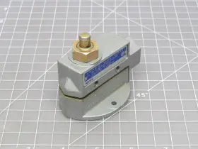 BZV6-2RQ MICRO SWITCH Enclosed Limit Top Actuator