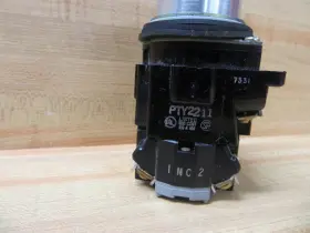 PTY2211 MICRO SWITCH Honeywell Pushbutton Ptcg #2