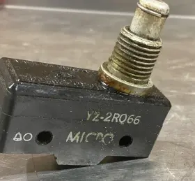 YZ-2RQ66 MICRO SWITCH Honeywell Plunger