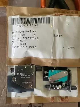2AC59 MICROSWITCH Nos