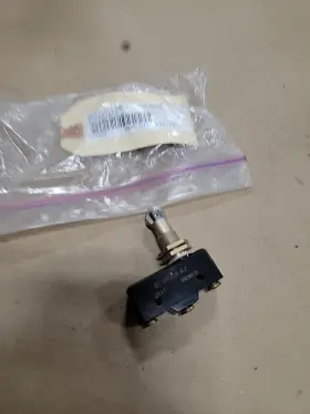 BZ-2RQ18-A2 MICROSWITCH Limit Switch Electrical