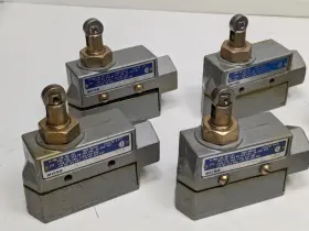 BZE6-2RQ8 MICROSWITCH Honeywell Micro Switch Roller Limit #2