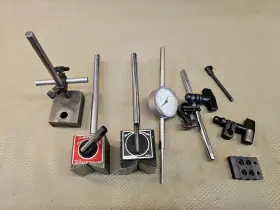 7011S MITUTOYO Magnetic Base Switch Machinist Tools Stands