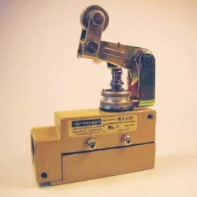 MJ1-6107 MOUJEN Limit Switch Lever Roller Spdt
