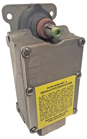 180-31302 NAMCO CONTROLS Snap Lock Limit Switch