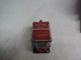 EA080-111C0 NAMCO CONTROLS Snap Lock Limit Switch #2
