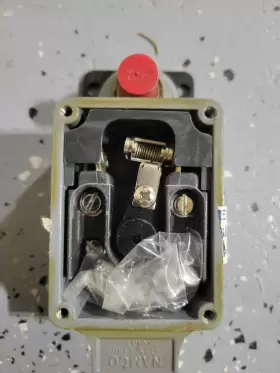 EA08011100 NAMCO CONTROLS Snap Lock Limit Switch
