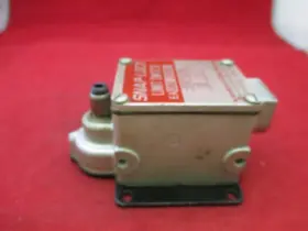 EA080-21100 NAMCO Limit Switch