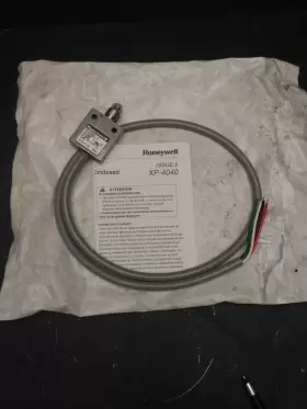 914CE2-3 OMRON Honeywell Miniature Enclosed Switches #2
