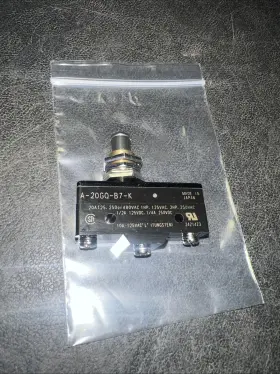 A-20GQ-B7-K OMRON Snap Action Switch Panel Mount Plunger