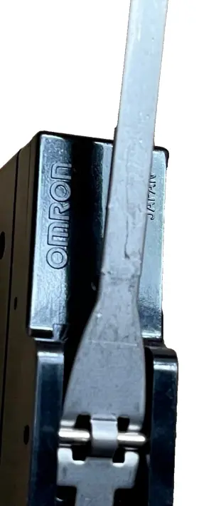 A-20GV-B7-K OMRON Microswitch Snap Action Hinge Lever Spdt #2