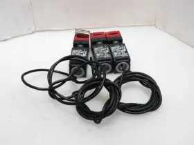 D4NS-1AF OMRON Safety Door Switch #3