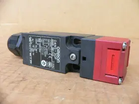 D4NS-3DF OMRON Switch Safety Sensor
