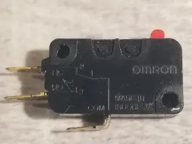 DV3-6-1C24-6 OMRON Normally Closed Micro Switch #3