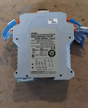 G9SX-NSA222-T03 OMRON Contact Door Switch Controller #2