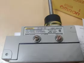 ZE-NJ-2S OMRON Limit Switch #3