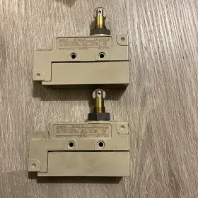 ZE-Q22-2S OMRON Plunger Roller Limit Switch