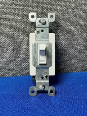 CS1221W ORBIT Single Pole Toggle Switch Power Wiring #2