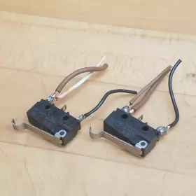 AVT32423 PANASONIC Microswitch