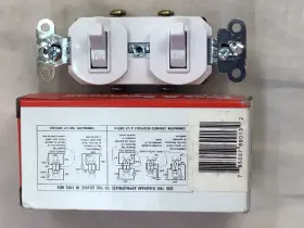 690-WG PASS SEYMOUR LEGRAND Phase Combination Switch