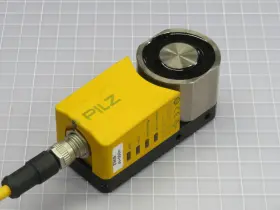 570510 PILZ Magnetic Safety Gate Switch