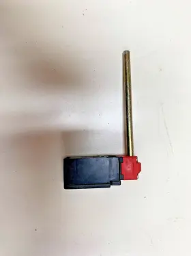 695-6 PIZZATO Safety Switch #2