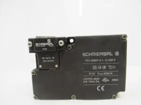 161SK-24RK-024 SCHMERSAL Azm Safety Interlock Switch #2