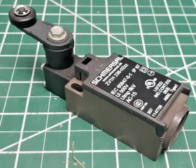 236-02ZZ SCHMERSAL Limit Switch